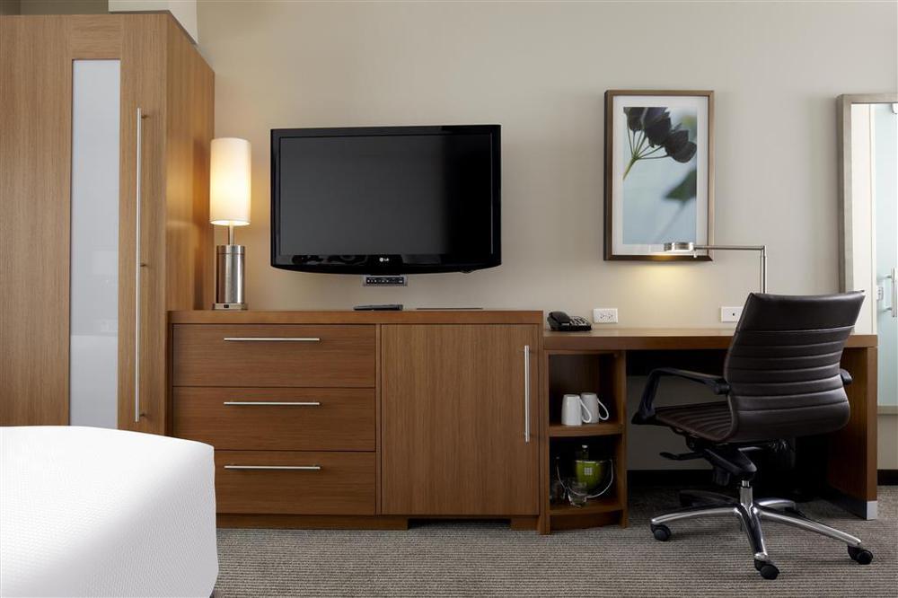 Hyatt Place Omaha/Downtown-Old Market Room photo